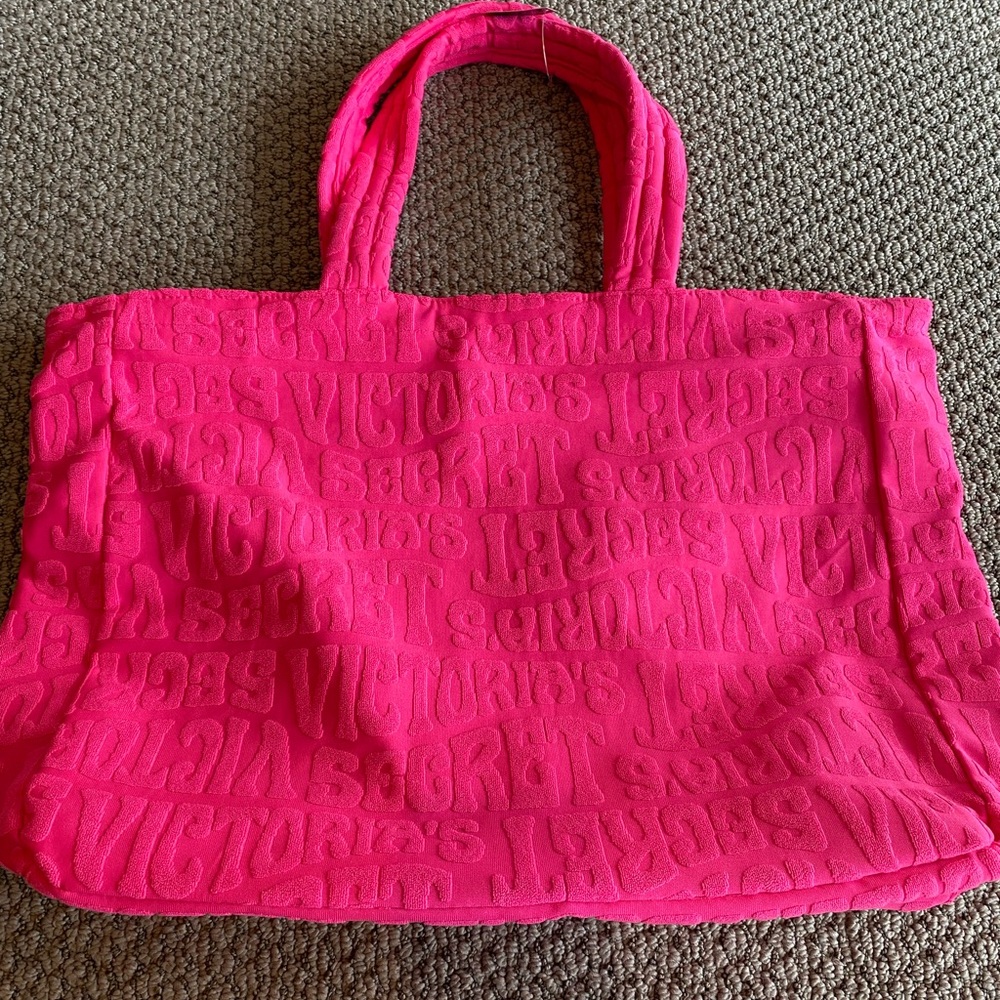 Victoria’s Secret new with tags pink tote